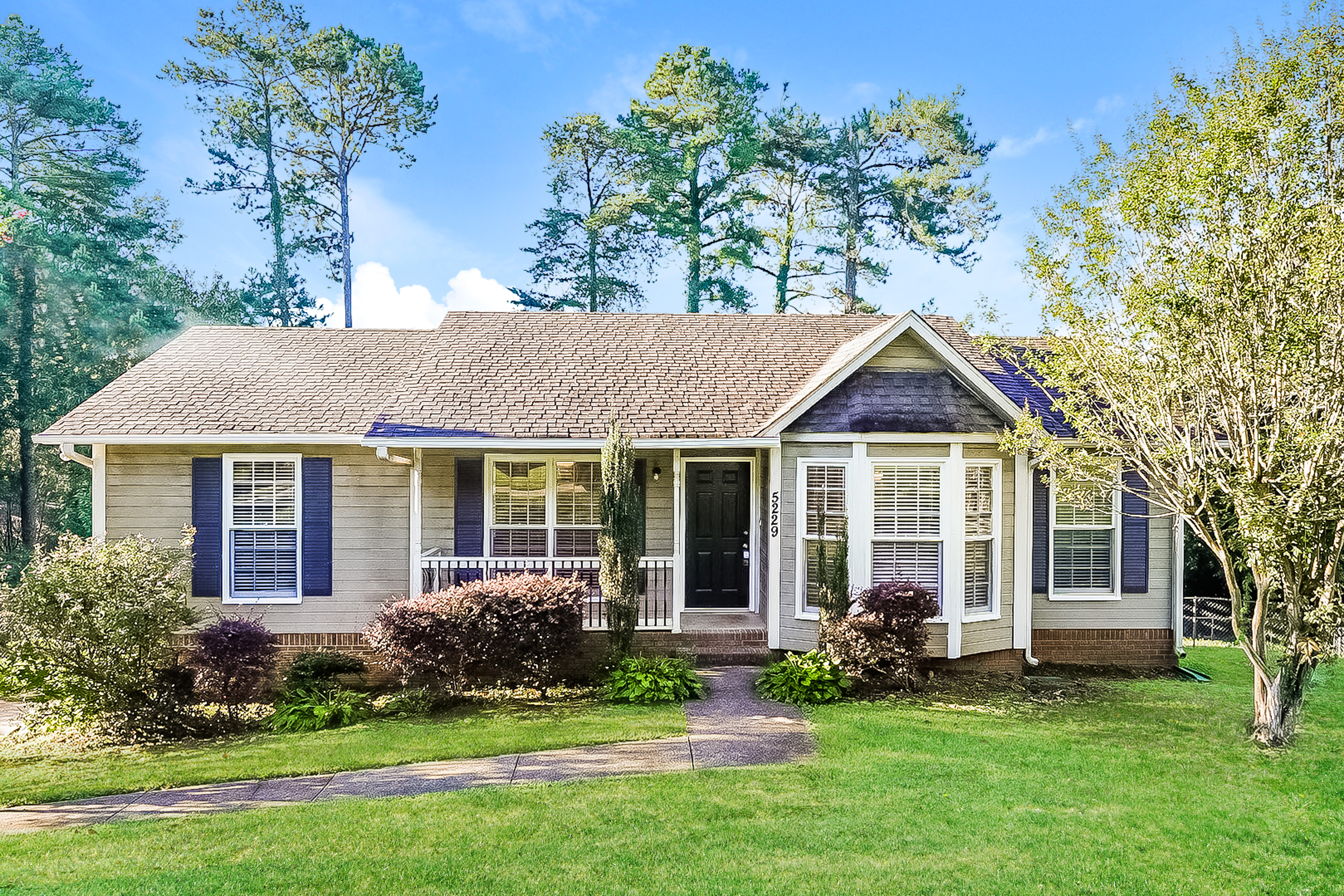 5229 CHESTNUT LN PINSON, AL 35126